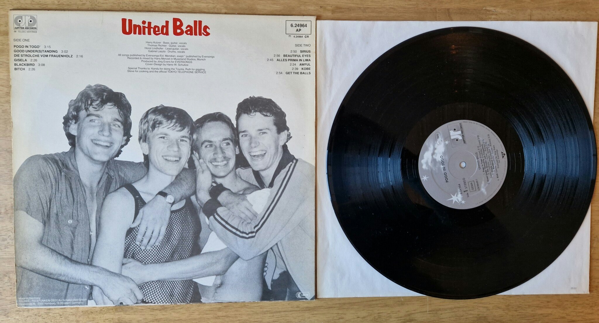 United Balls, Pogo in togo. Vinyl LP