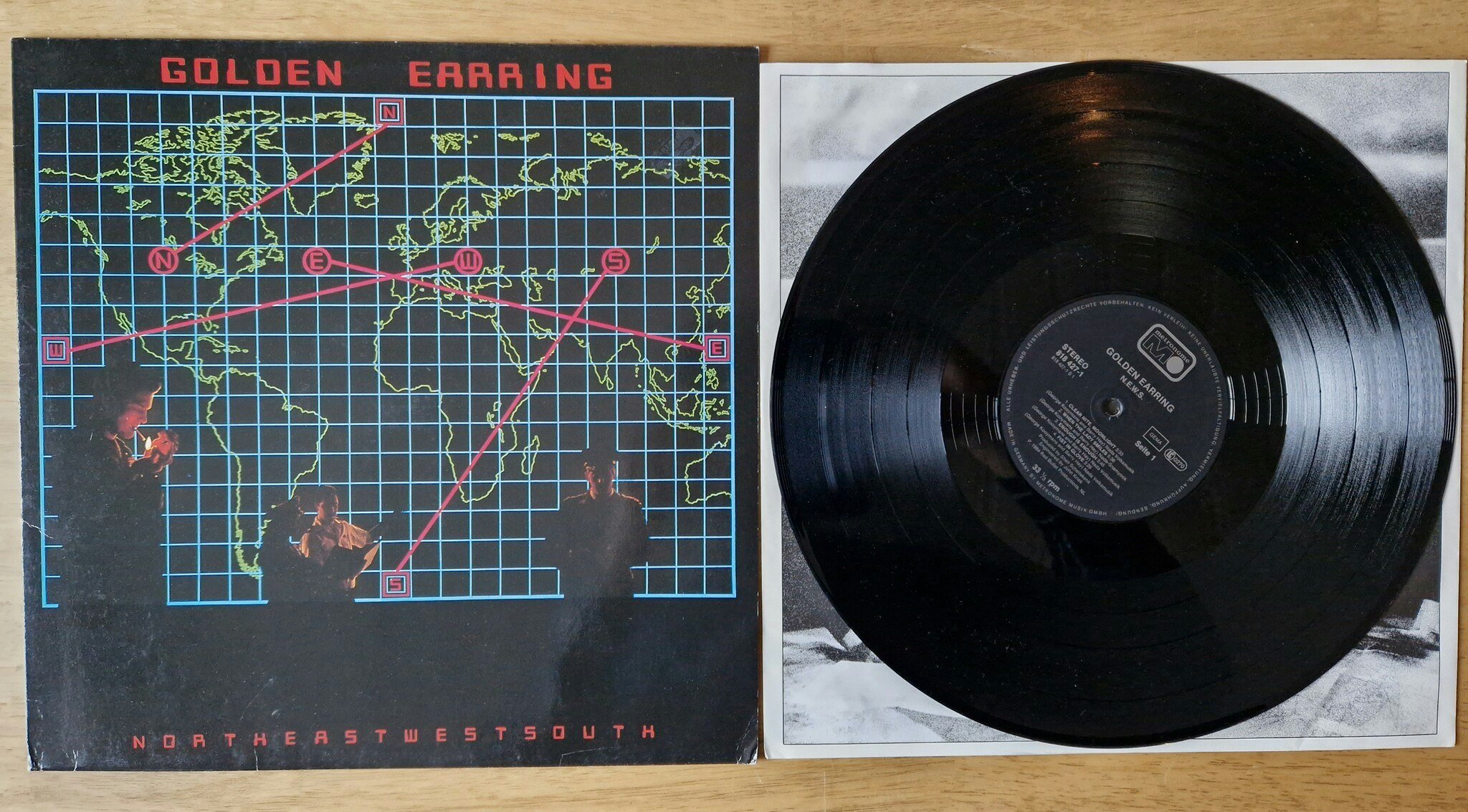 Golden Earring, N.E.W.S.. Vinyl LP