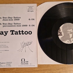 Area, Two day tattoo. Vinyl S 12"