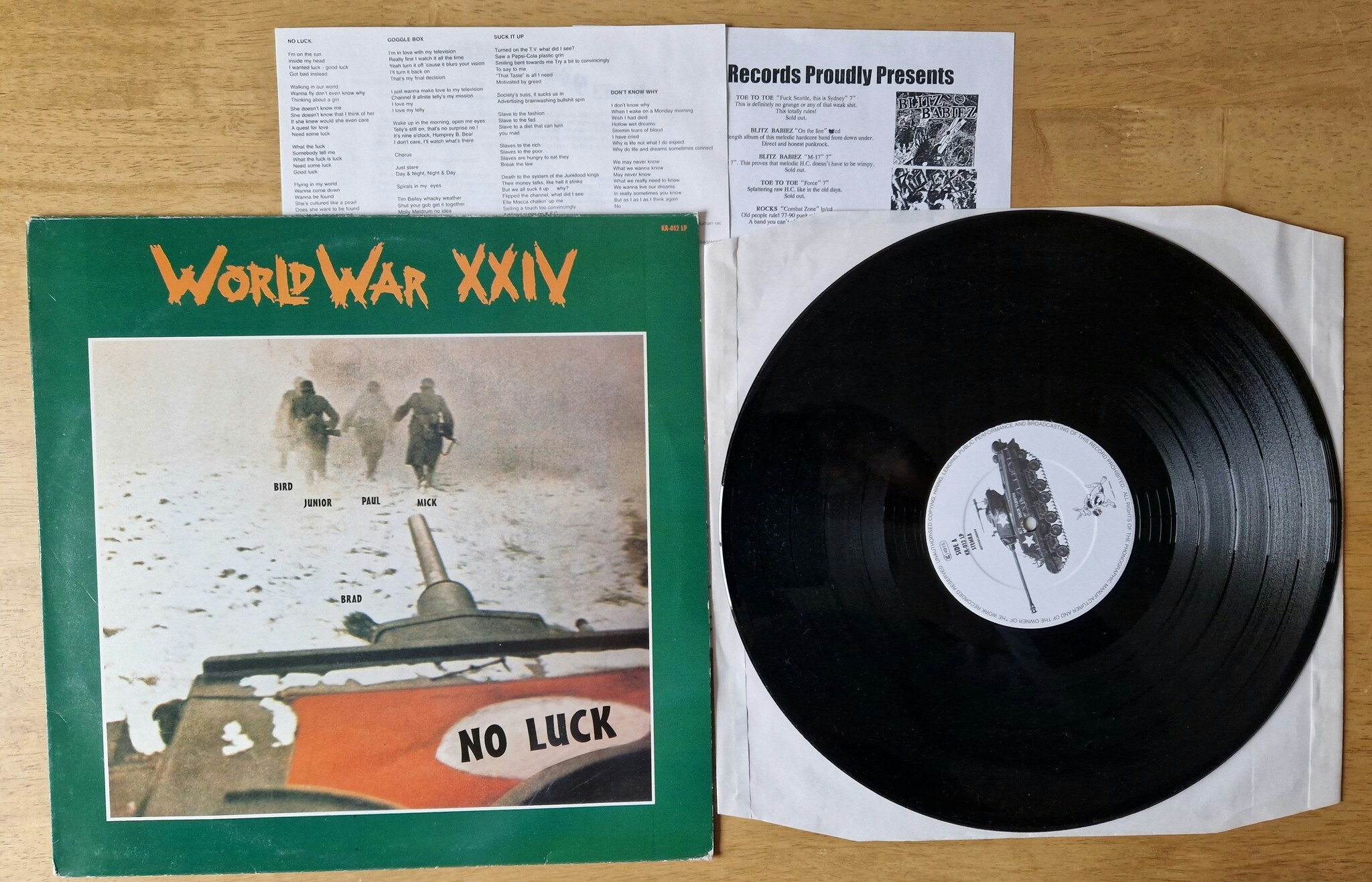 World War XXIV, No luck. Vinyl LP