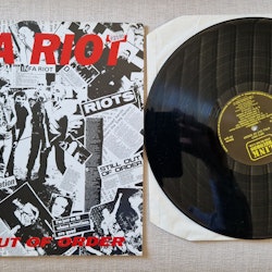 Inf a Riot, Still out of order. Vinyl LP
