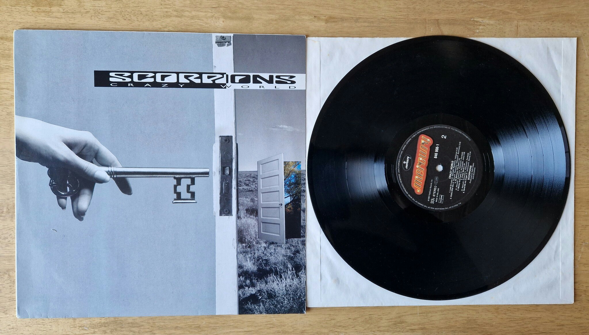 Scorpions, Crazy world. Vinyl LP