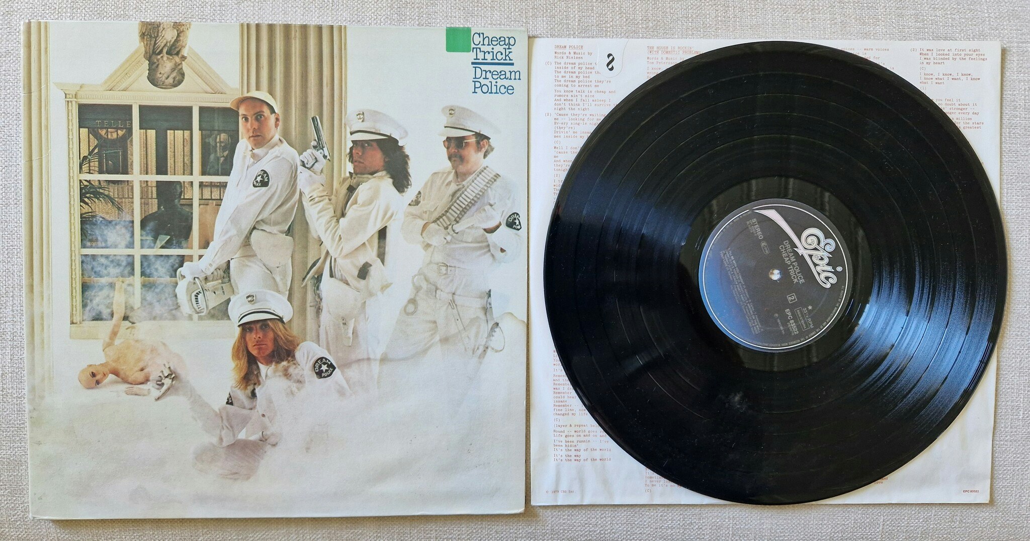 Cheap Trick, Dream police. Vinyl LP
