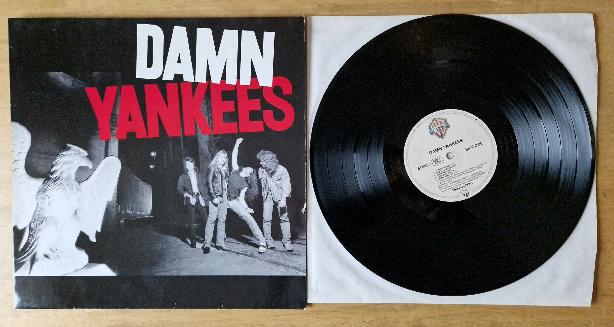 Damn Yankees, Damn Yankees. Vinyl LP