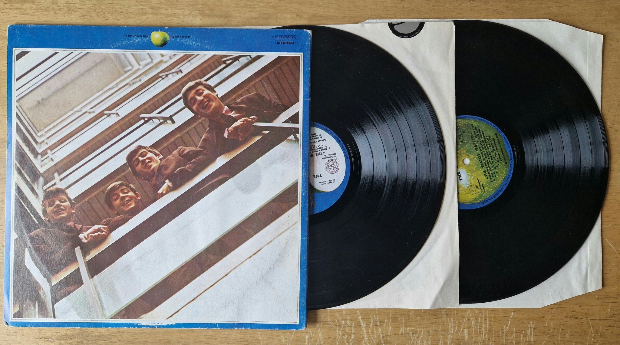 The Beatles, 1967-1970. Vinyl 2LP