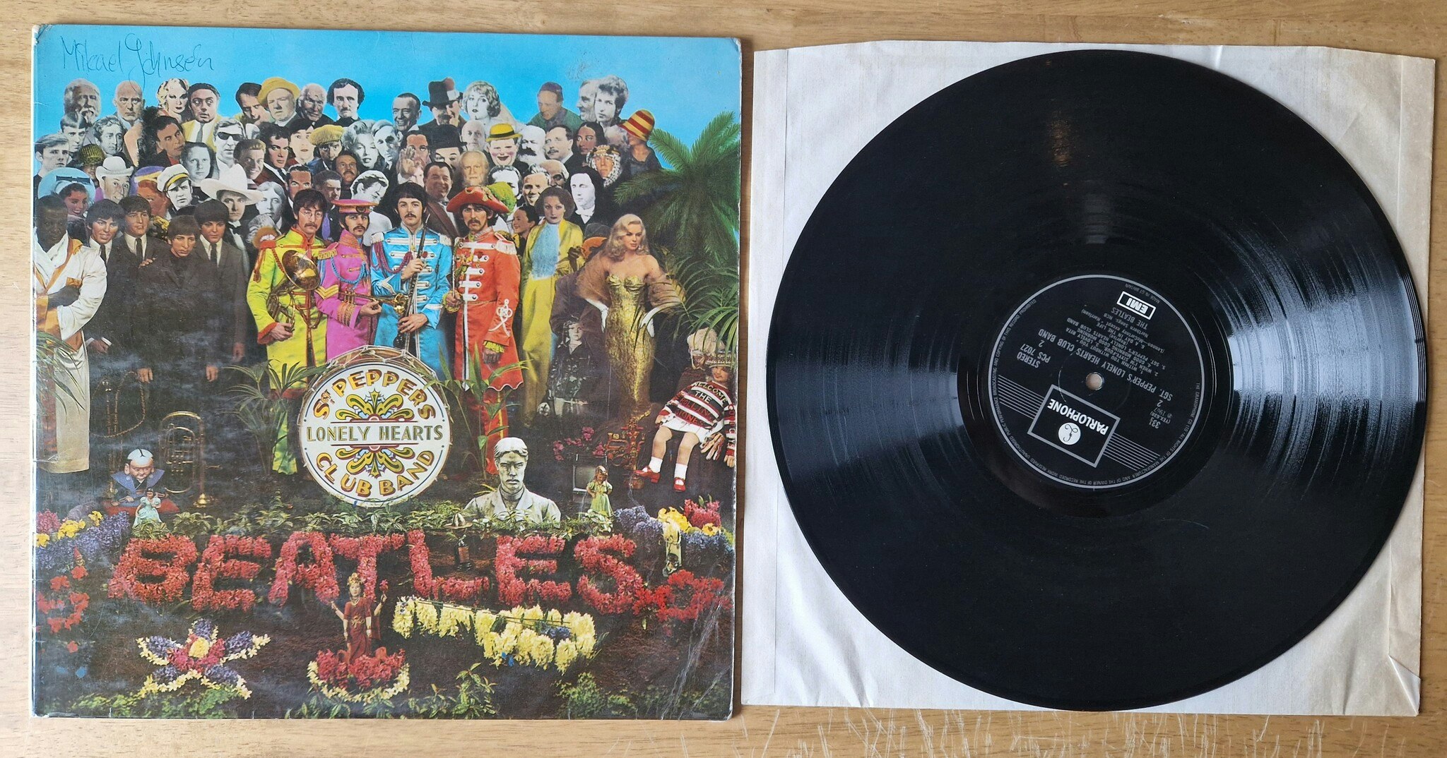 The Beatles, Sgt Peppers lonely hearts club band. Vinyl LP