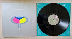 Yes, 90125. Vinyl LP
