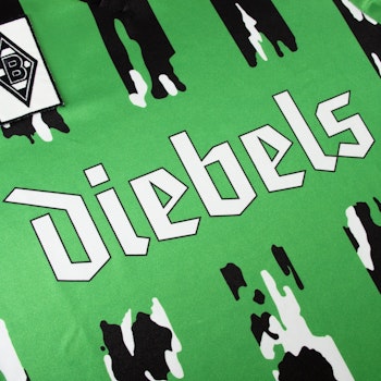 Borussia Mönchengladbach 1994-95 Away Retro Football Shirt