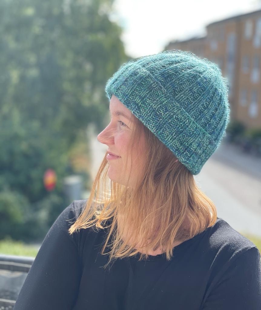 DIY Irene's Hat Örtagård/Pink - Garn, mönster och rundsticka