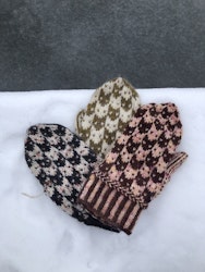 Lille Katt Mittens - ENGLISH knitting pattern