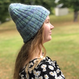 DIY set Irene's Hat - Garn, mönster och rundsticka