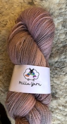 Milla Finull - Skolgårdens Grus (på vit) 100 g