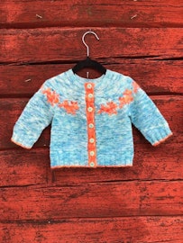 Happy Pebles Cardigan - svenskt stickmönster