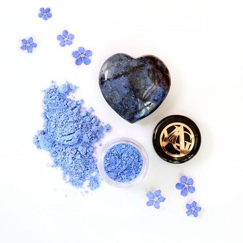 YAG Eyeshadow Sapphire Blue