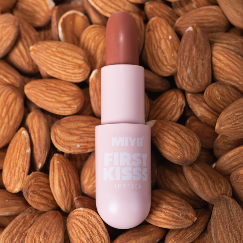 Miyo Lipstick First Kiss