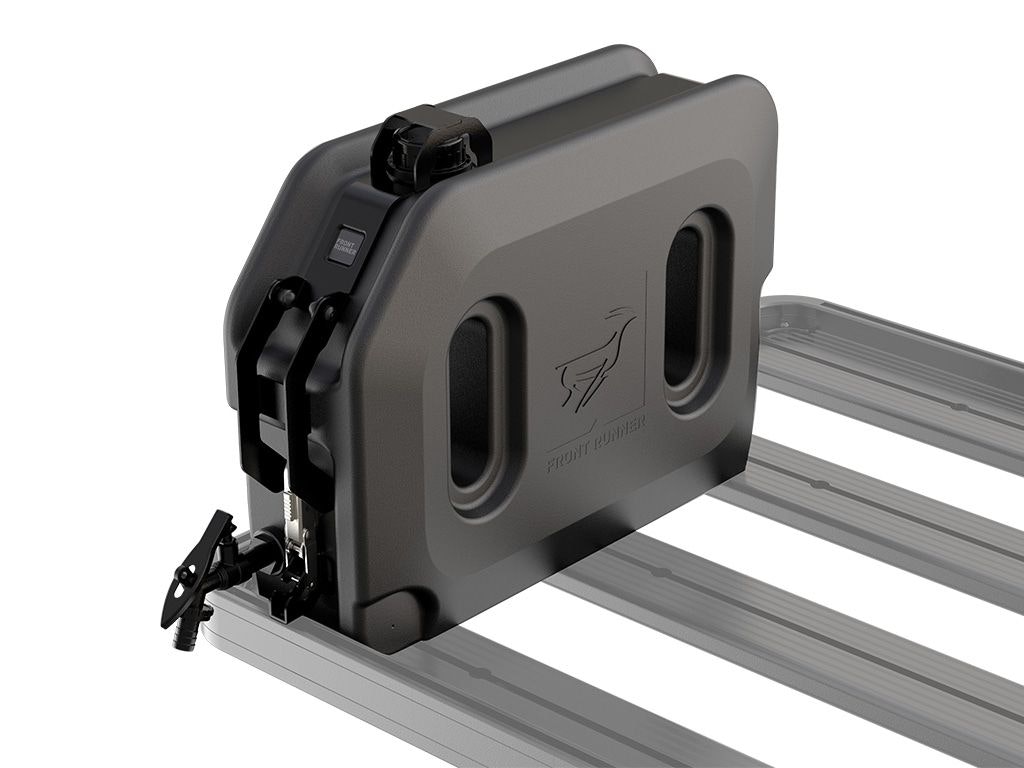 FRONT RUNNER PRO WATER TANK WITH MOUNTING SYSTEM / 20L