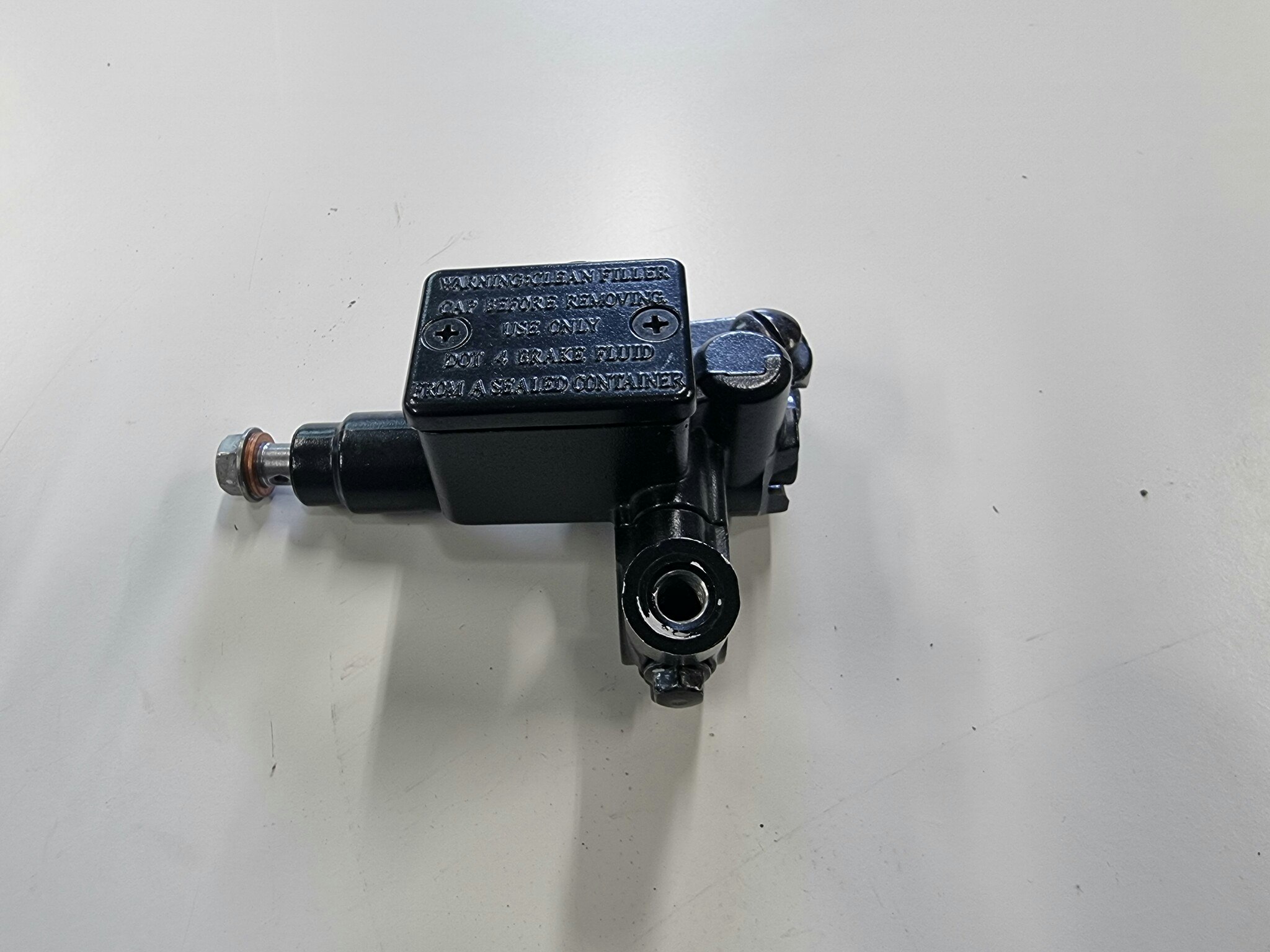 Aprilia SX 125 Bremsepump Foran / Brake master cylinder front