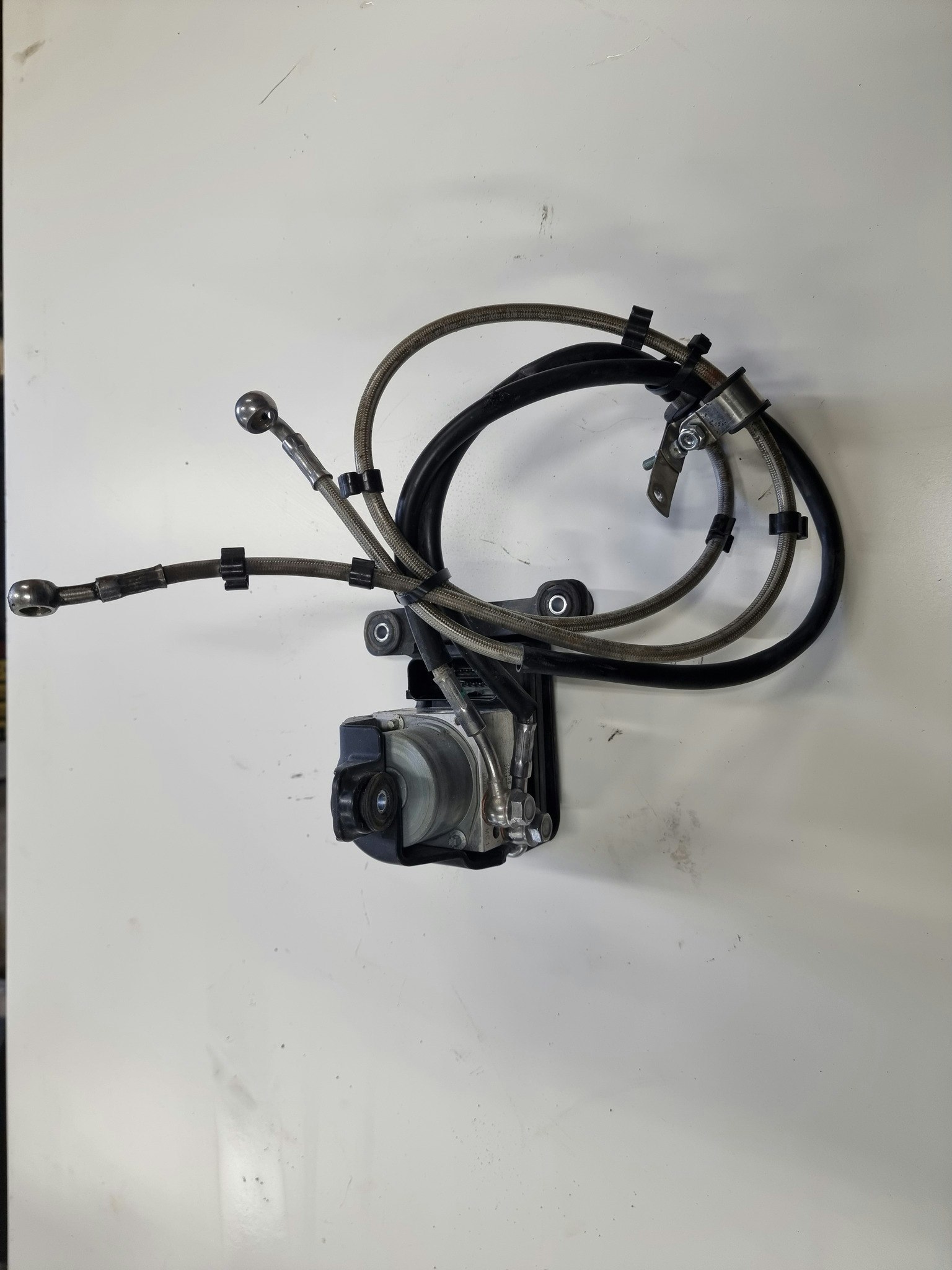 Aprilia SX 125 ABS sentral / ABS Pump