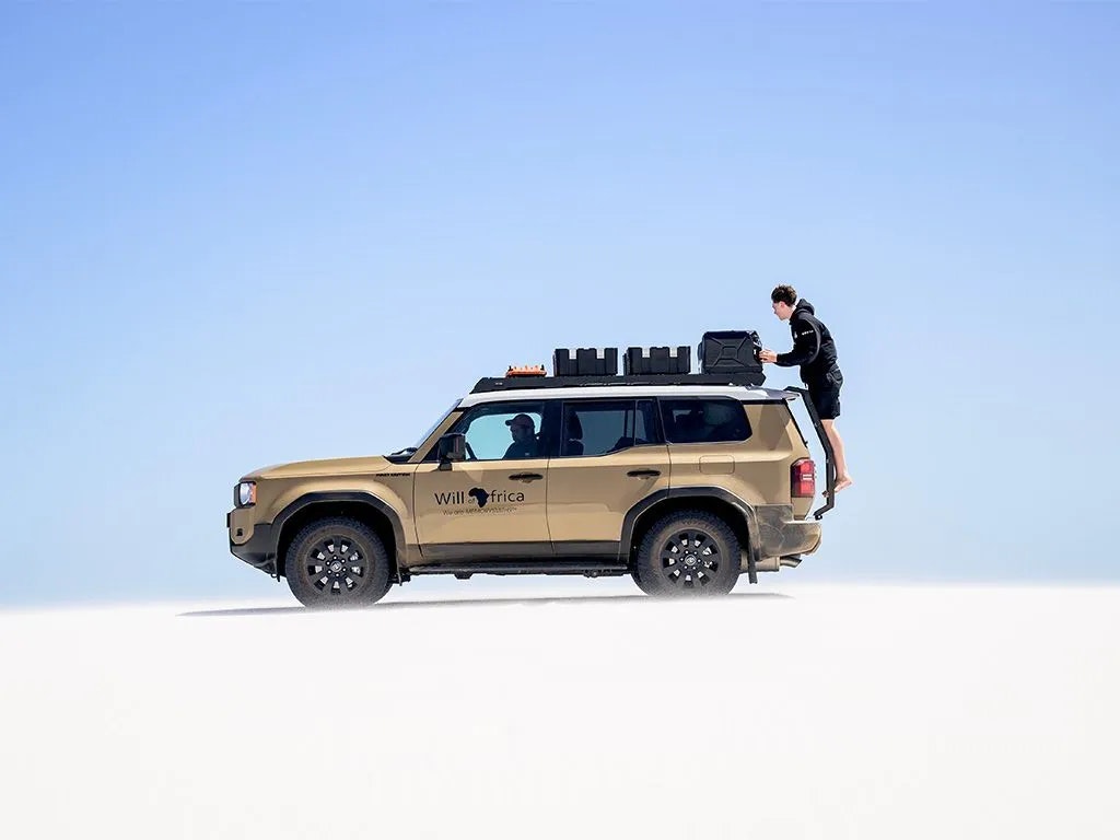 Front Runner Toyota Land Cruiser 250 Slimsport Roof Rack Kit / Light Bar Ready