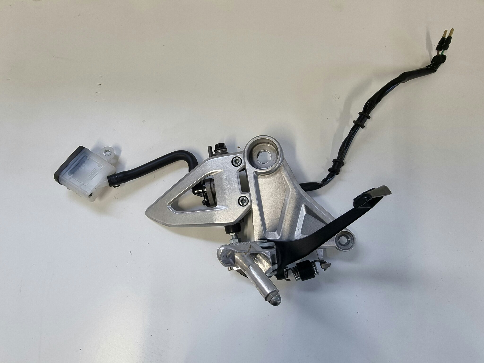 Honda CB125R  Bremsepump bak / Brake Pump rear