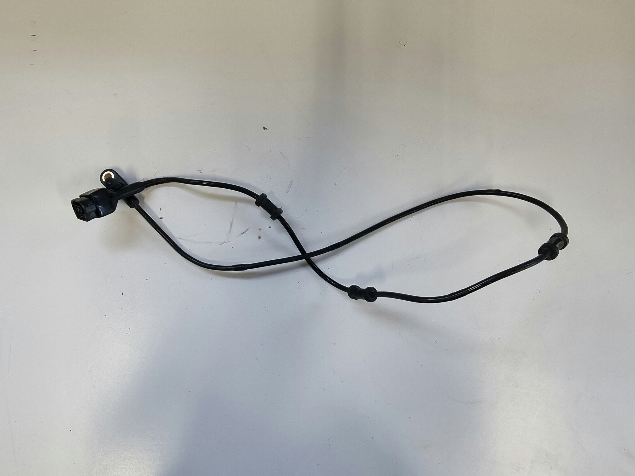 Honda CB125R  ABS Sensor Foran / Front