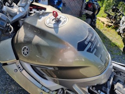 Yamaha FJR tank