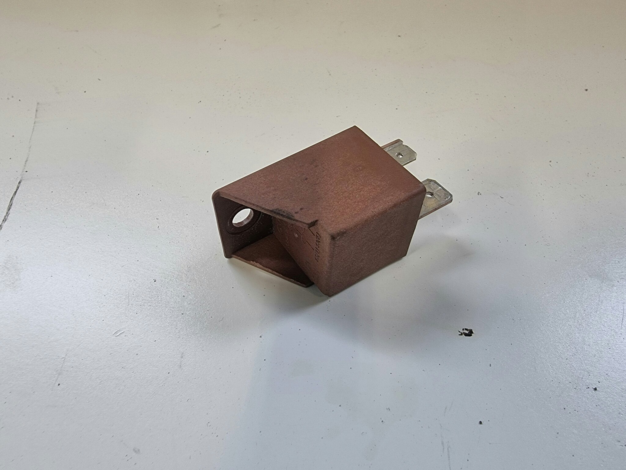 Vespa Primavera 50 starter rele