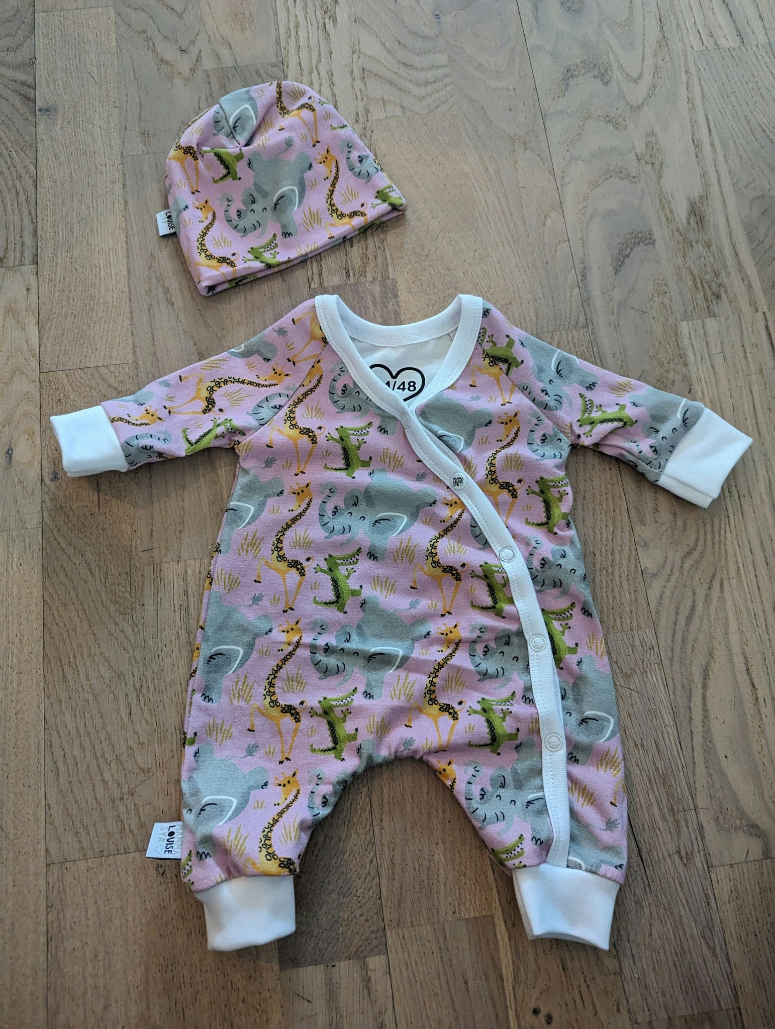 Ekologisk prematur heldress rosa safari