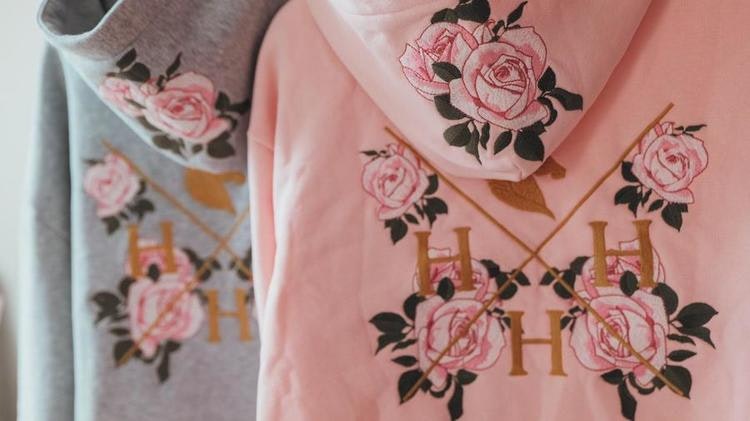 La vie en Rose luxury Hoodie - REA ord. pris 1190kr