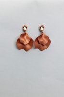 Leaf earrings pink