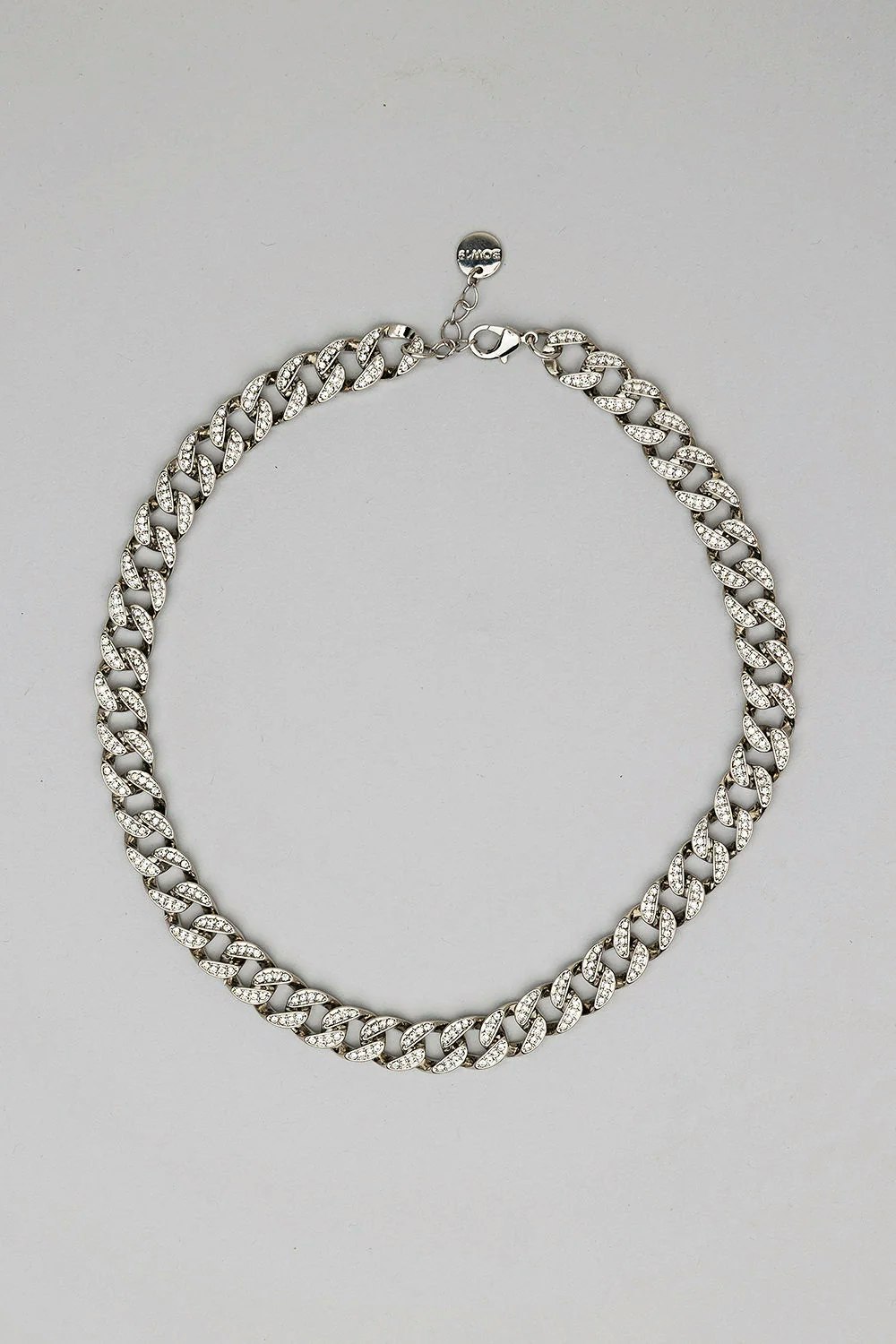 Diora halsband