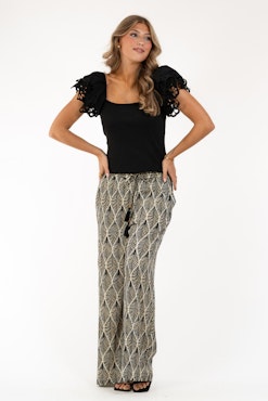 Lotus pants