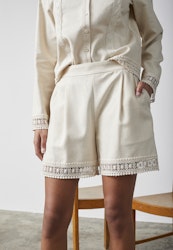 Ejba shorts