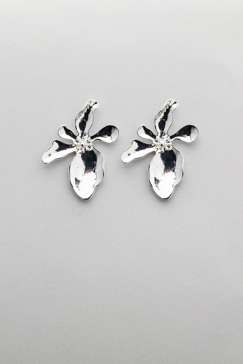 Flower earrings