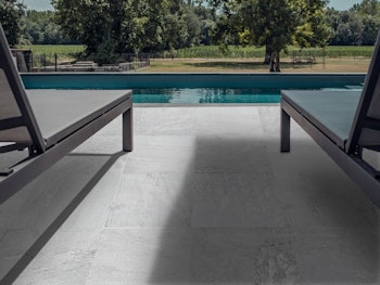 Castillo Sandblästrad Mark: 600 x 300 x 30 mm