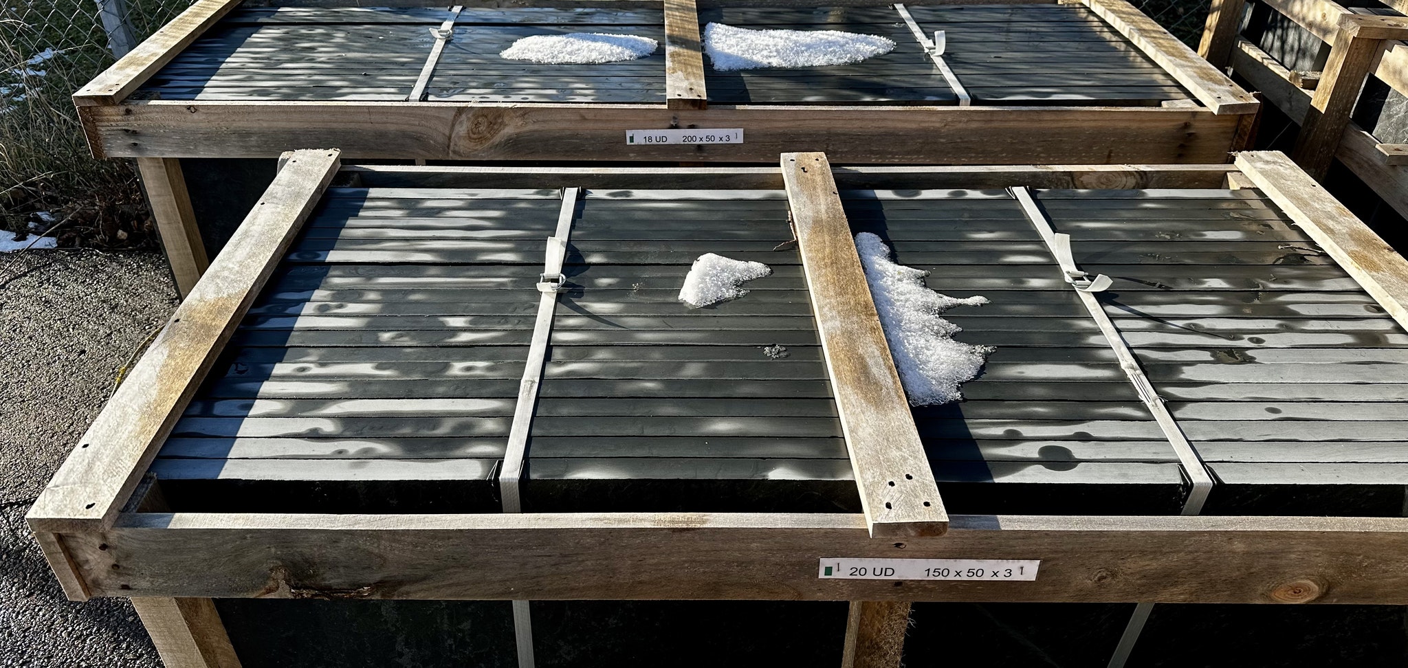 Svart Vega Flammad Mark: 1200 x 300 x 30 mm
