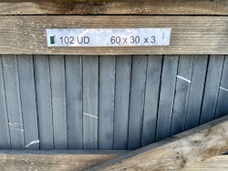 Svart Vega Flammad Mark: 600 x 300 x 30 mm