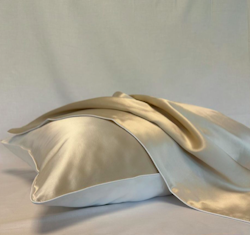 Harah - Silk Pillowcase