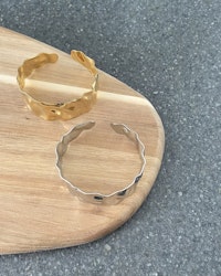#379 - Armband