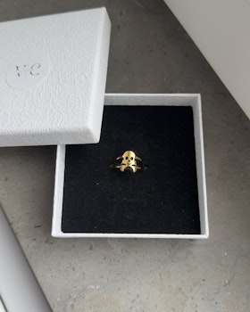 Dödskalle ring guld