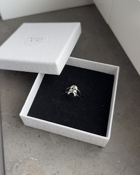 Dödskalle ring Silver