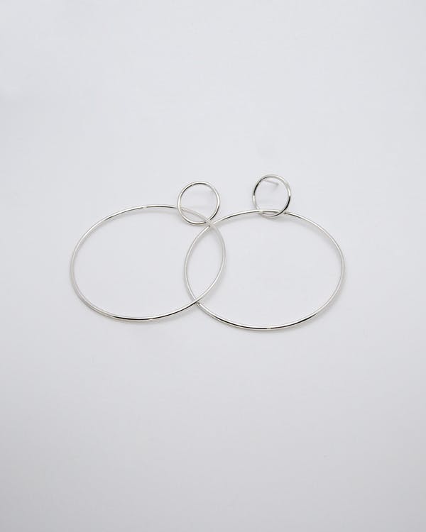 Double Loops | ett par stora örhängen i återvunnet silver - Edie May  Jewellery - handgjorda silversmycken