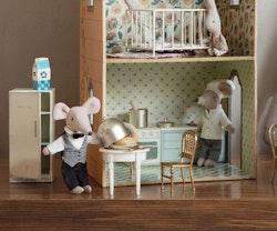 Maileg Vitt Sidobord i Metall - Sideboard Litet Bord Soffbord