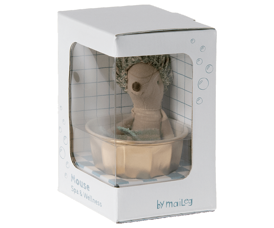 Maileg Spa Mus Storasyster Blå med Handduk, Badmössa och Guld Badkar - Wellness Mouse