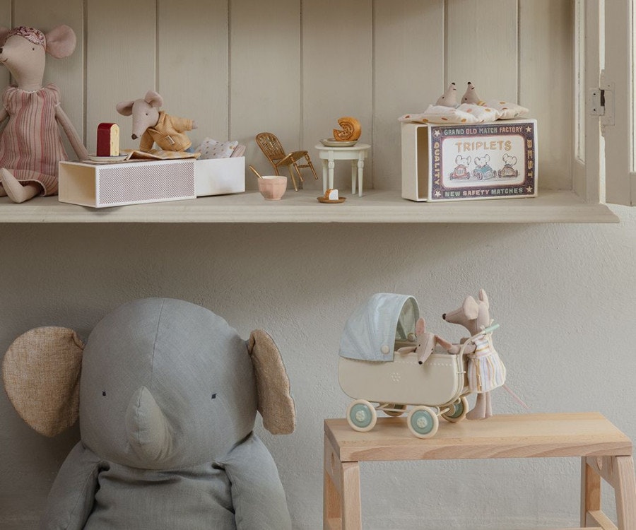 Maileg Vintage Barnvagn till Kaniner Blå -Pram Micro Blue
