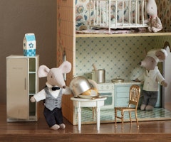 Maileg Servitör Mus med Magneter i Händerna - Waiter Mouse