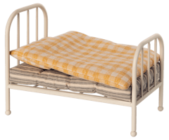 Maileg Säng Vintage med Täcke och Kudde Rutigt Gul - Teddy Junior