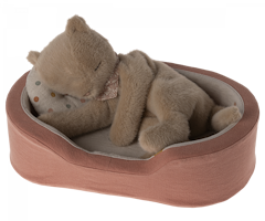 Maileg Cosy Basket Small - Hund/Kattbädd med Kudde och Filt Corall