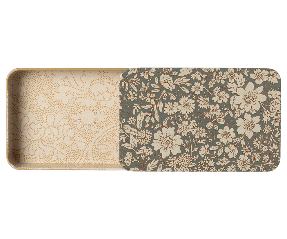 Maileg Ask i Metall Etui med Skjutlock Blommig Blå - Plåtask med Lock Blossom Blue