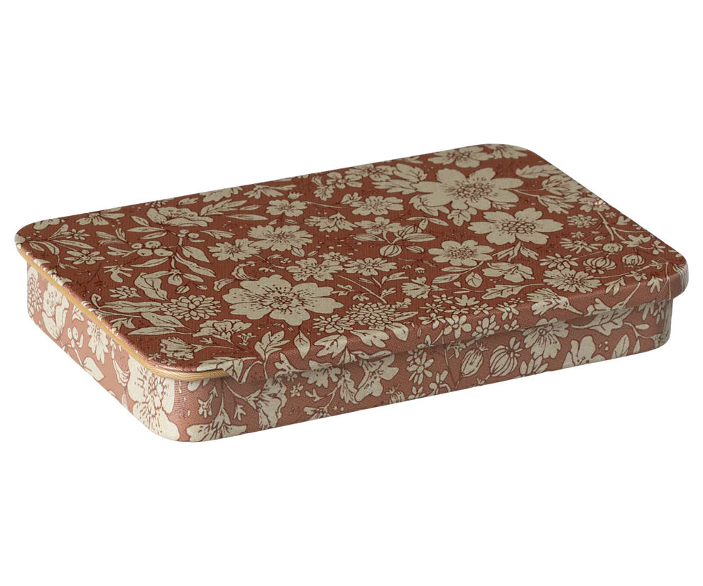 Maileg Ask i Metall Etui med Skjutlock Blommig Rosa - Plåtask med Lock Blossom Heather